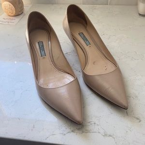 Prada nude latent leather pump